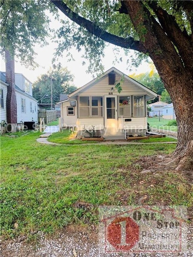 Building Photo - Cozy 2-bedroom, 1-bathroom house in Indepe...