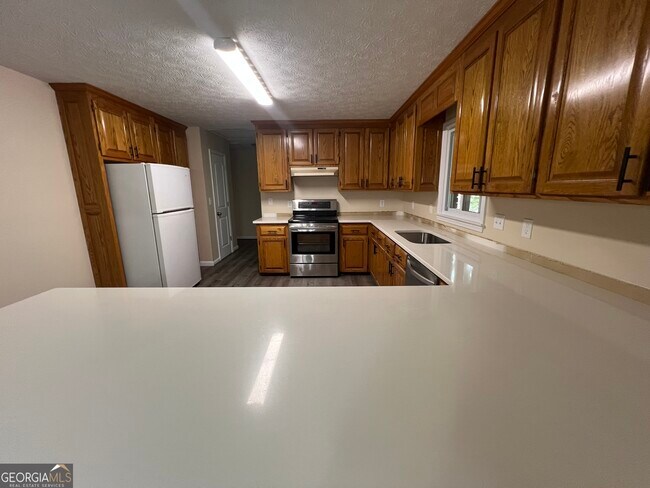 Building Photo - 222 Lacey Ln