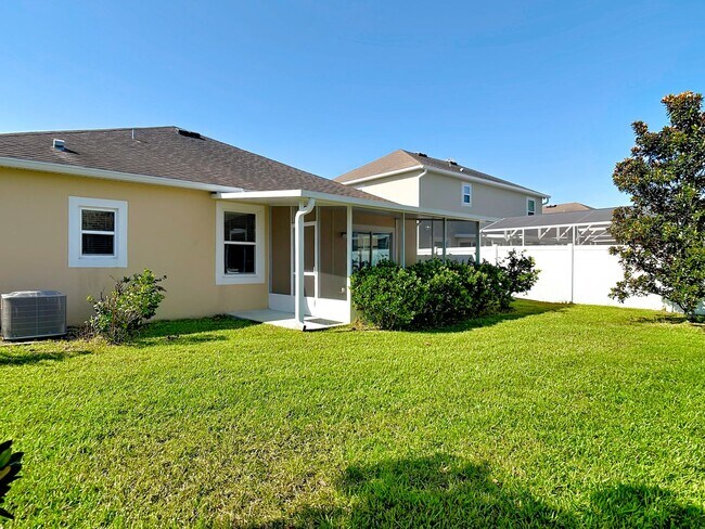 Building Photo - 221 W Fiesta Key Loop