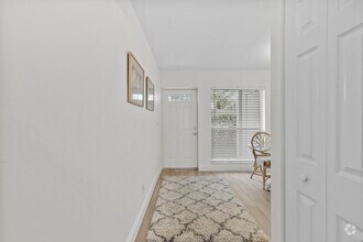 Building Photo - 840 Gulf Pavillion Dr