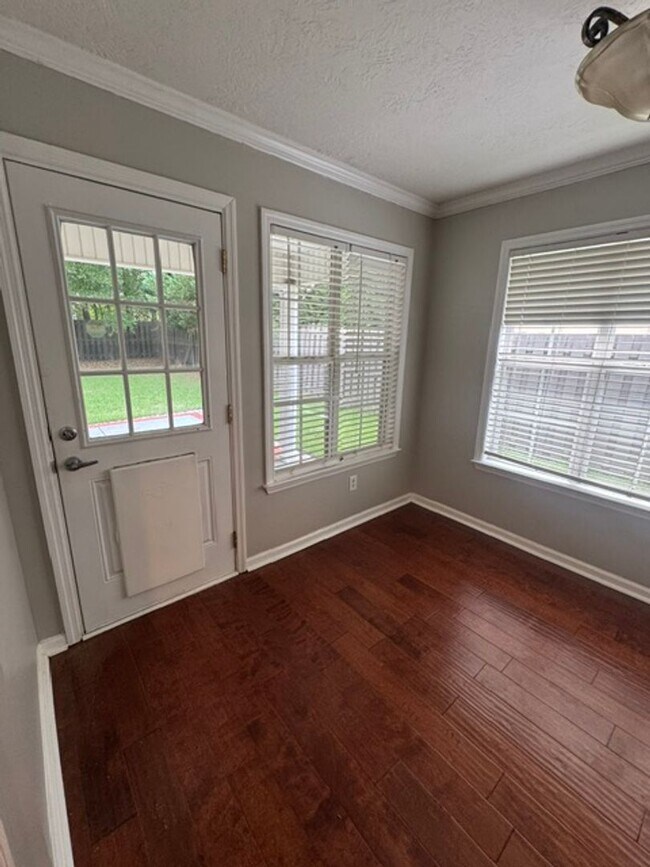 Building Photo - Available Now In Riverwood Plantation!