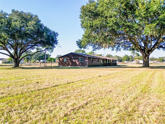 Building Photo - 3239 Allen Rd