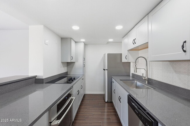 Building Photo - 4163 N 81st St