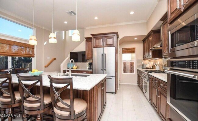 Building Photo - 2946 Venezia Ln