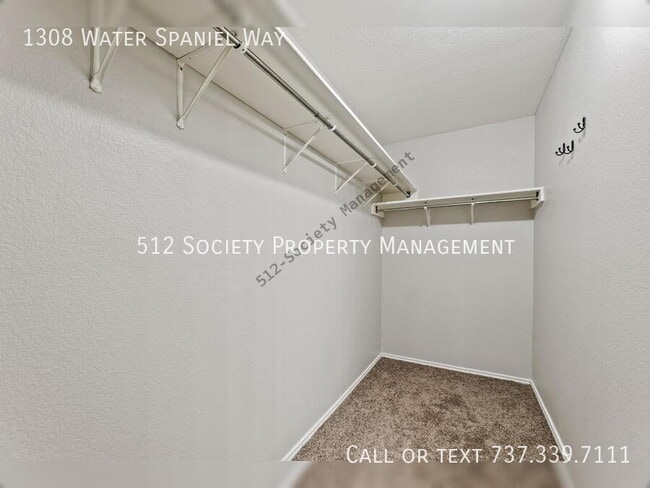 Building Photo - 1308 Water Spaniel Way