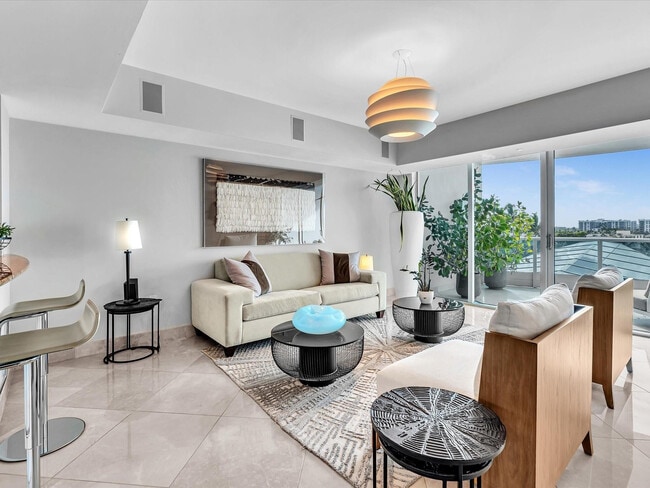 Building Photo - 1600 S Ocean Blvd