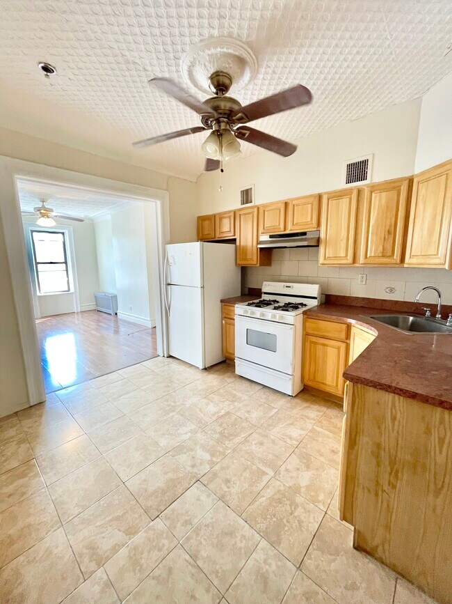 Building Photo - 14112 85th Rd