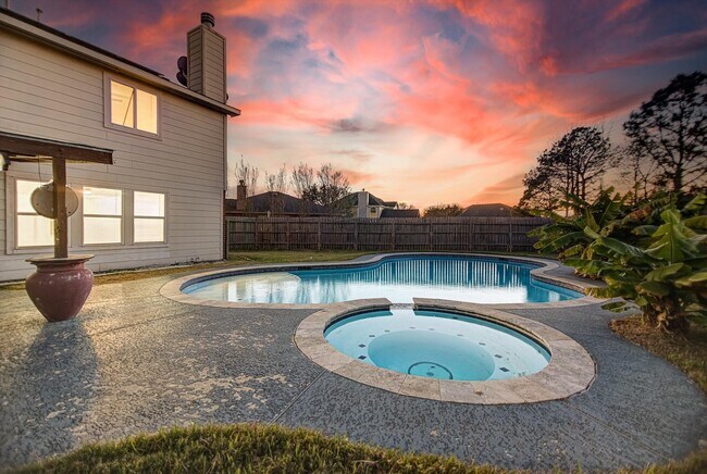 Building Photo - 3107 Rendezvous Ct