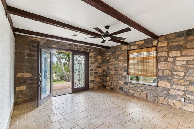 Building Photo - 24369 Bingham Creek Rd