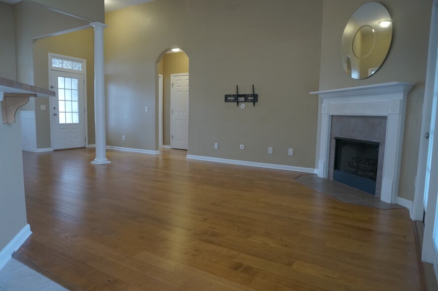 Living Room - 123 Somersby Blvd
