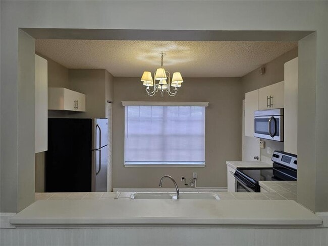 Building Photo - 9471 Bradshaw Ln