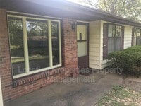Building Photo - 2503 Missouri St
