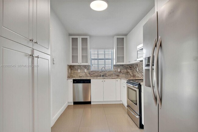 Building Photo - 3604 SW 60th Ave