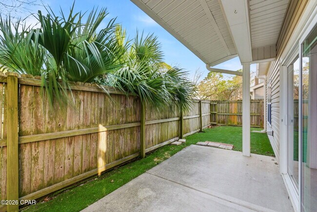 Building Photo - 3709 Tiki Dr