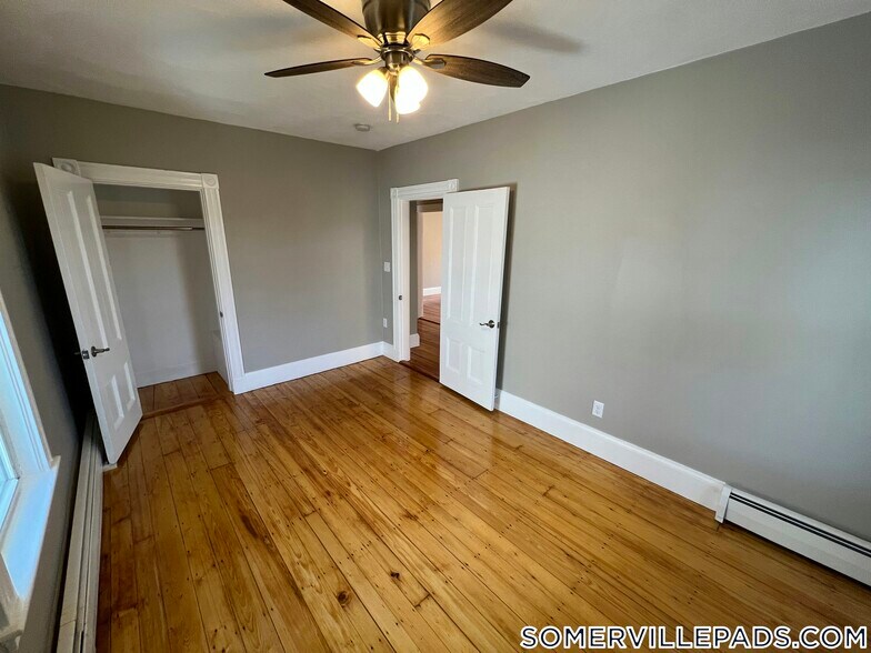 Building Photo - 2 Gilson Terrace