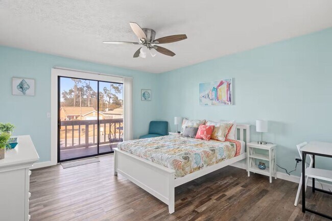 Building Photo - Fully Furnished Coastal Living in the Heart of Panama City Beach!