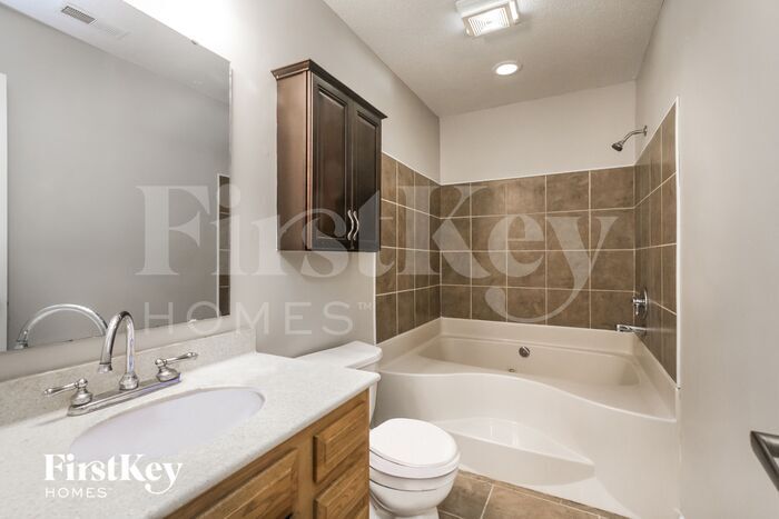 Building Photo - 506 Himebaugh Ct