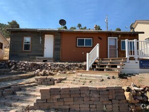 Building Photo - Pioche 2 Bedroom Home