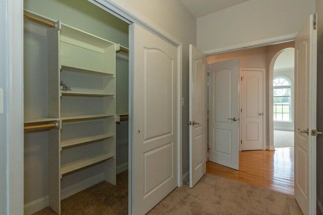 Building Photo - 391 Sheerer Dr