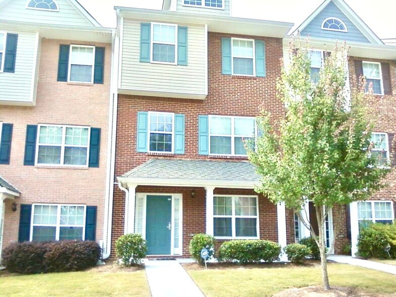 Building Photo - 6361 Olmadison Ln