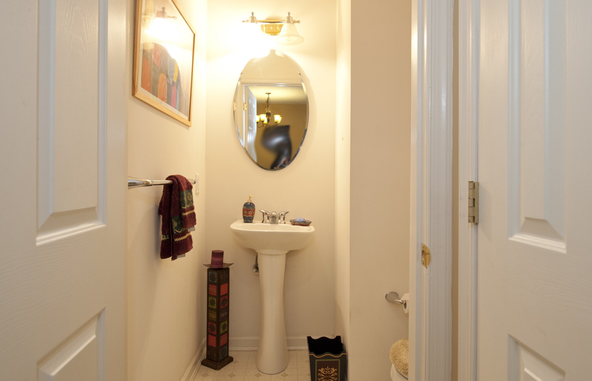 Powder Room - 78 N Savanna Dr