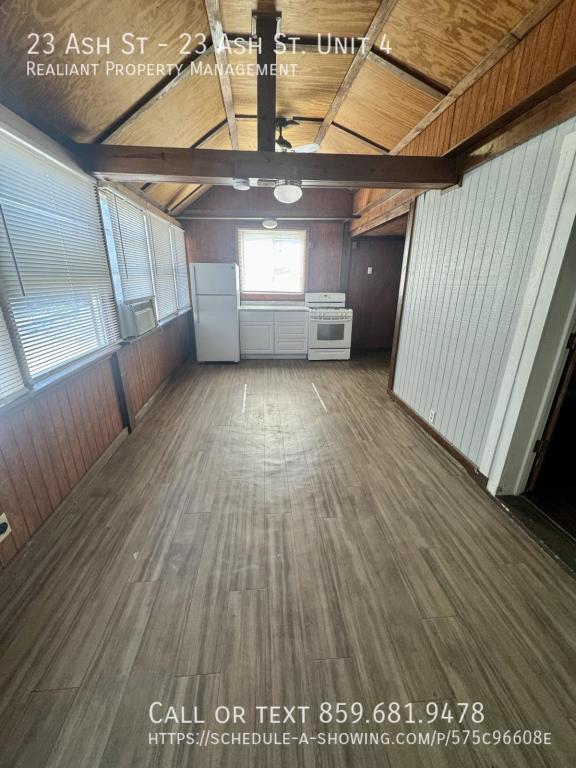 Building Photo - 23 Ash Street, 23 Ash St. Unit 4