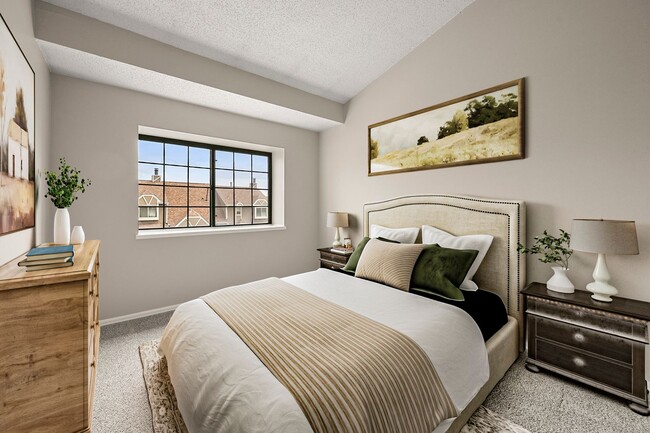 Building Photo - 3 Bedroom Townhouse Close To Ft. Carson
