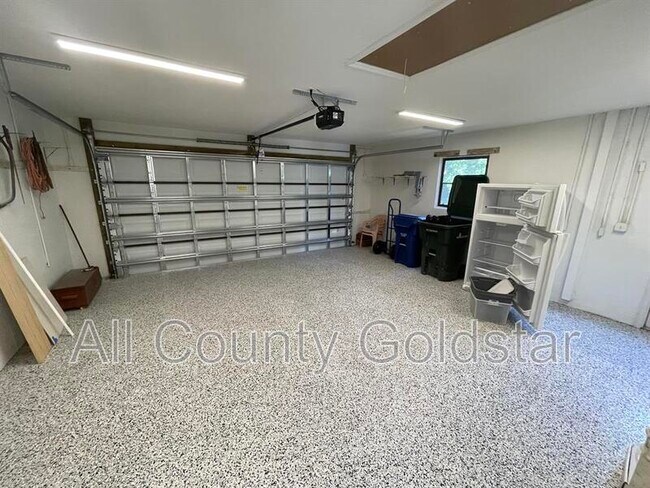 Building Photo - 1487 Keyway Rd