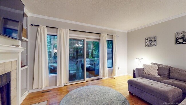 Building Photo - 3 Sterling Pl