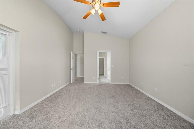 Building Photo - 11724 Holly Creek Dr