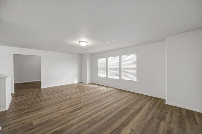 Building Photo - 18434 Ranch View Trail