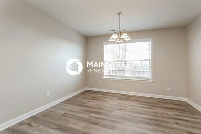 Building Photo - 3 Bedroom Pet-Friendly Home in Thompson's ...