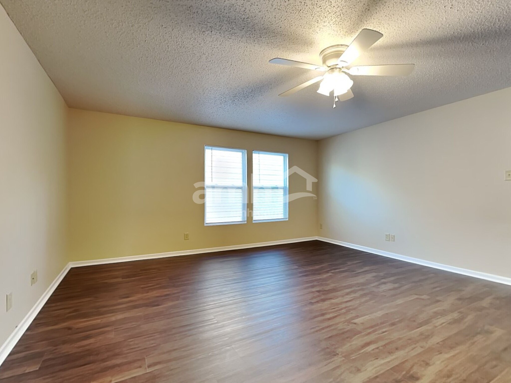 Building Photo - 1212 N Aberdeen Dr