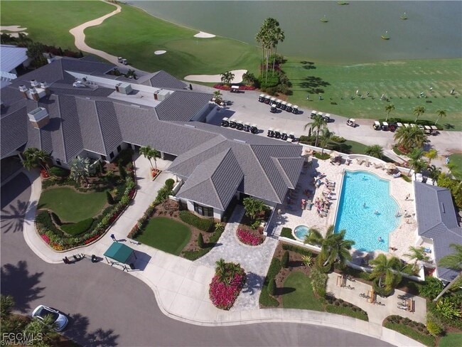 Building Photo - 10370 Washingtonia Palm Way