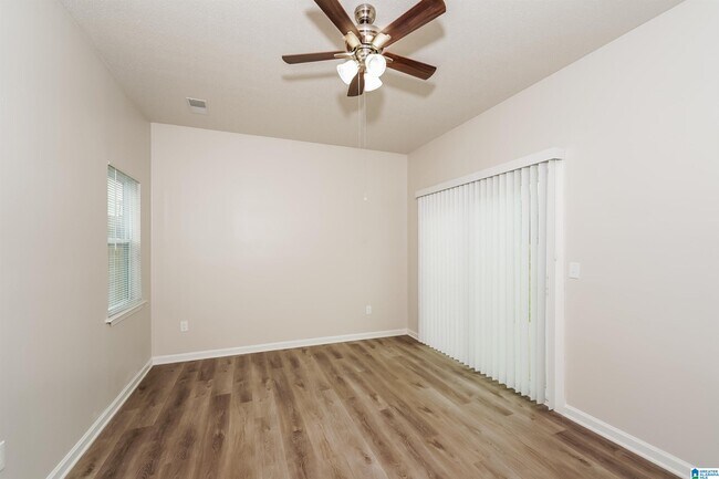 Building Photo - 1144 Amberley Woods Dr