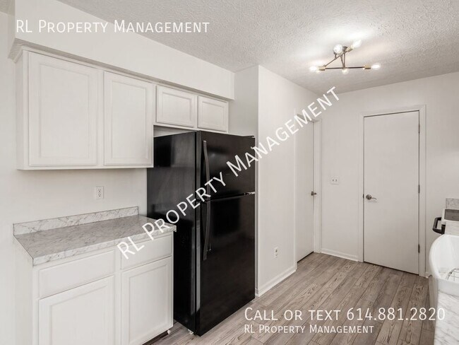 Building Photo - Lovely 3 Bedroom 1.2 Bathroom Single Famil...