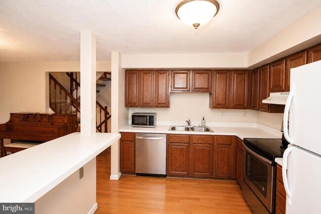 Building Photo - 17231 Epsilon Pl