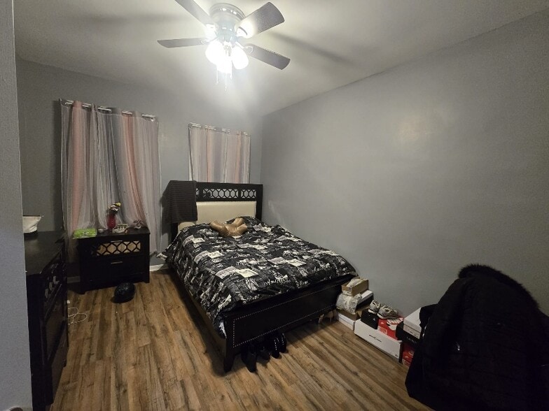 Building Photo - 237 1st Ave