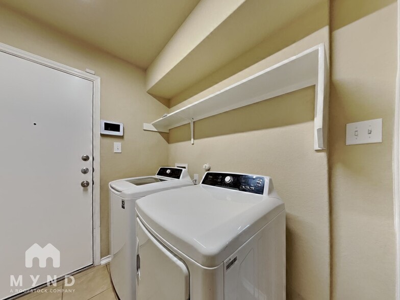 Building Photo - 114 Arcadia Pl