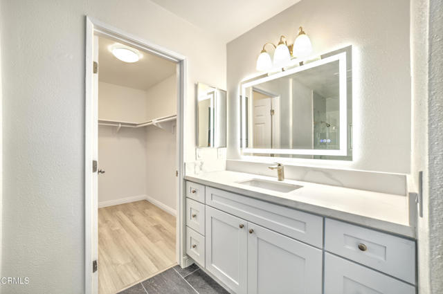 Building Photo - 3330 Ketch Ave