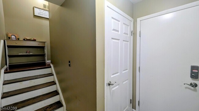 Building Photo - 180 Whisper Way E
