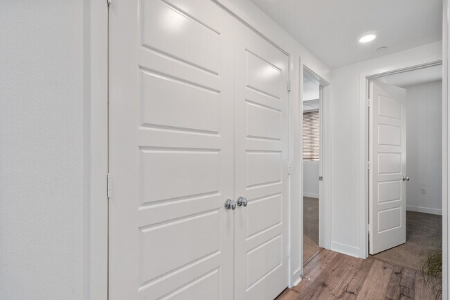 Building Photo - 281 W 8th St