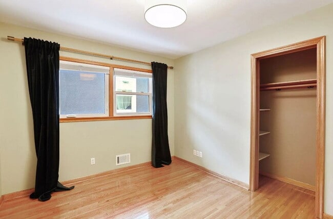 Building Photo - 4539 Bloomington Ave