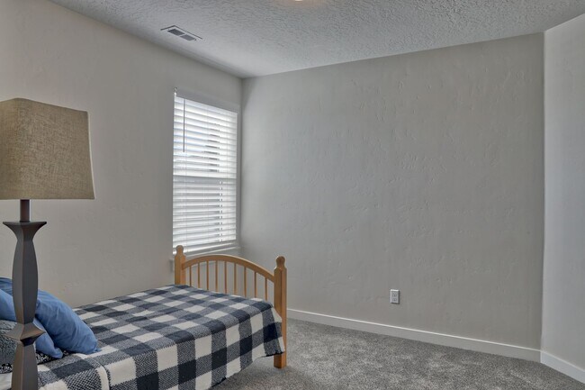 Building Photo - New home for Rent! Great Location.