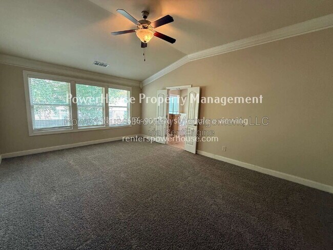 Building Photo - 1045 Township Cir