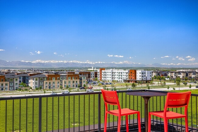 Building Photo - MAA Milepost 35