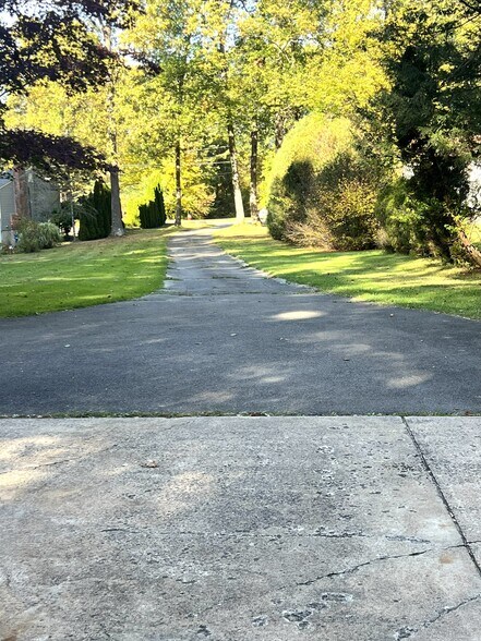 Driveway - 215 Macktown Rd