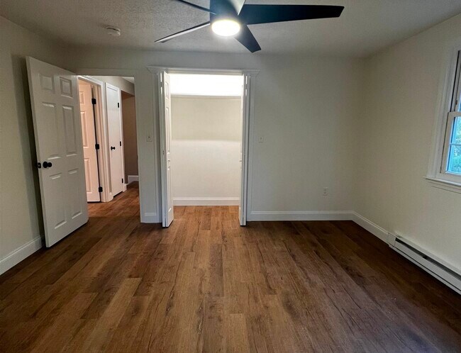 Building Photo - 16 Boulder Dr