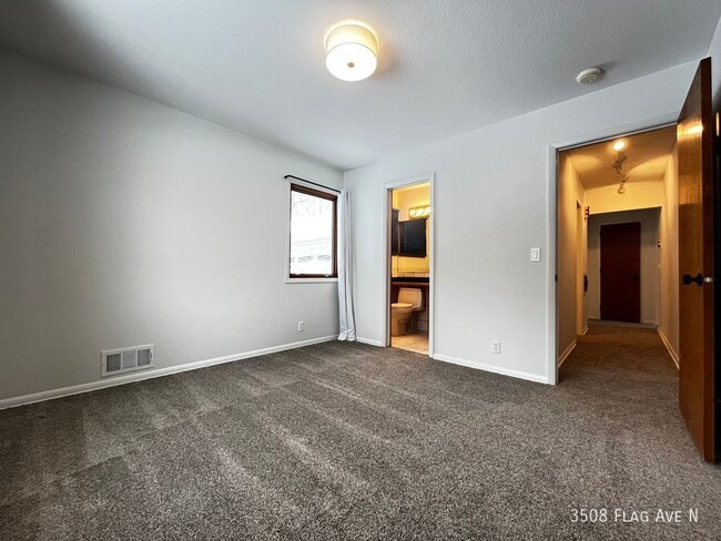 Building Photo - 4br 2.5ba 2cg ~ Security Deposit Alternati...