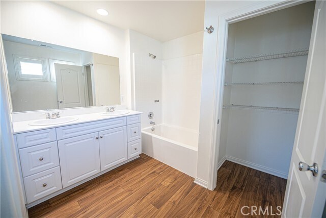 Building Photo - 7255 Roselai Ct